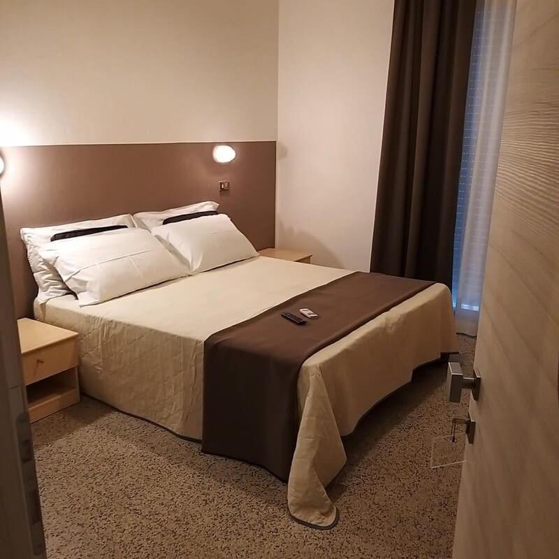 Hotel Ideal Rimini Luaran gambar