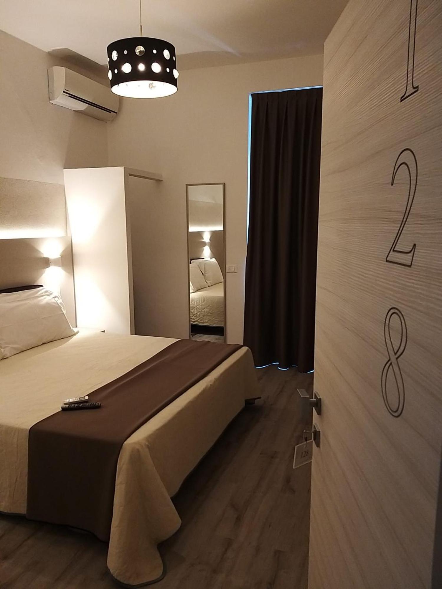 Hotel Ideal Rimini Luaran gambar