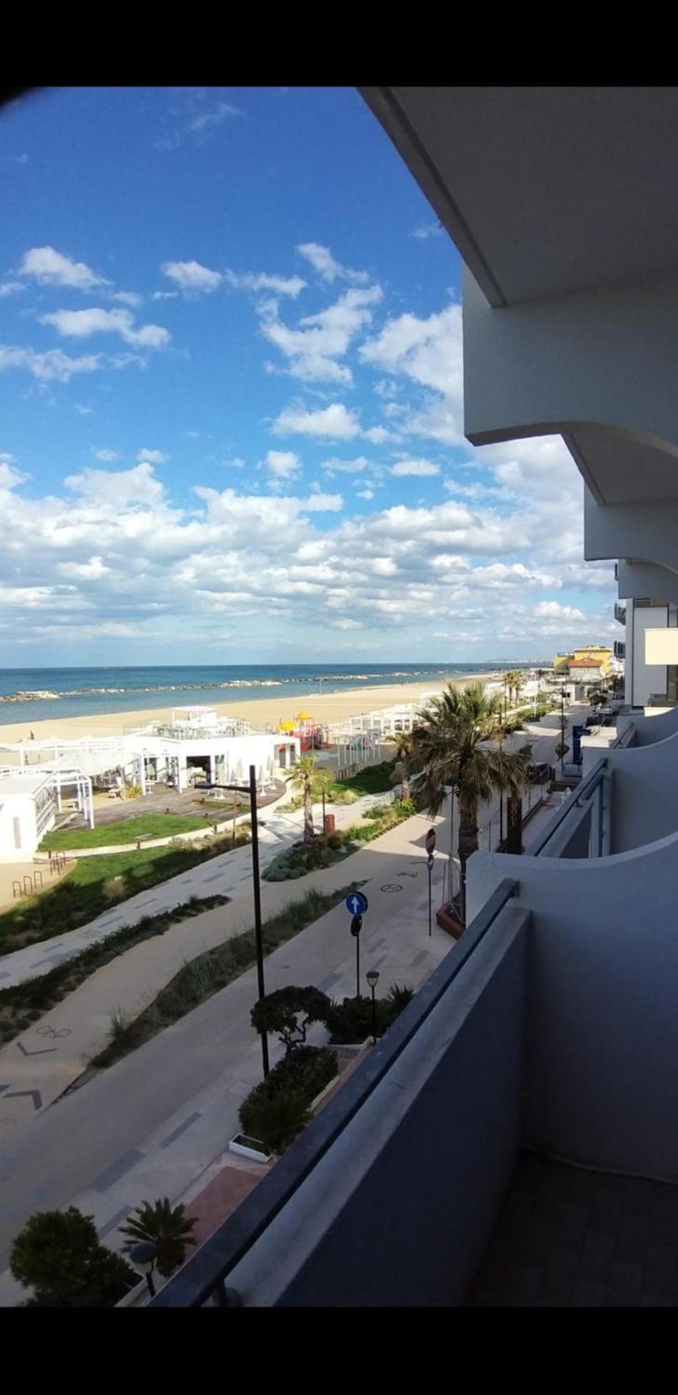 Hotel Ideal Rimini Luaran gambar